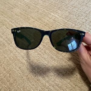 Ray-Ban new wayfarers style color remix
